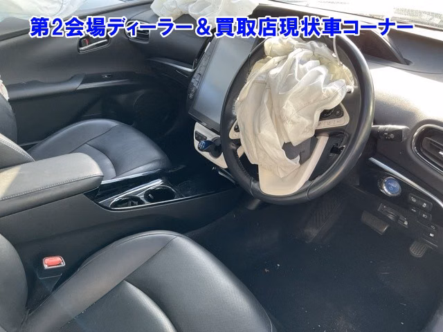 TOYOTA PRIUS PHV