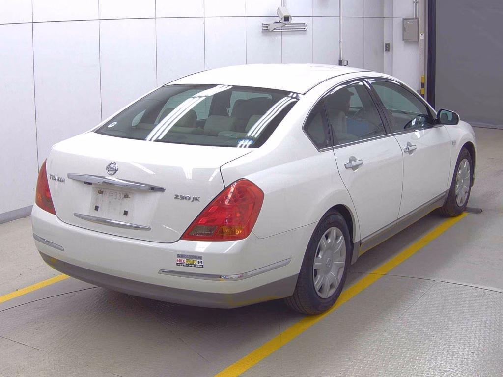 NISSAN TEANA
