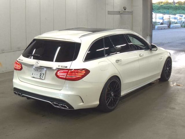 MERCEDES-BENZ C-CLASS