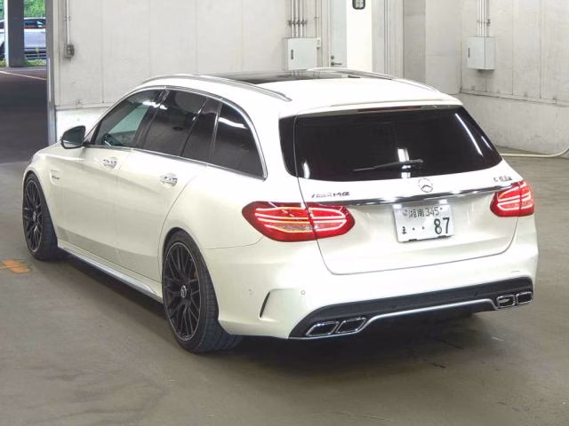 MERCEDES-BENZ C-CLASS