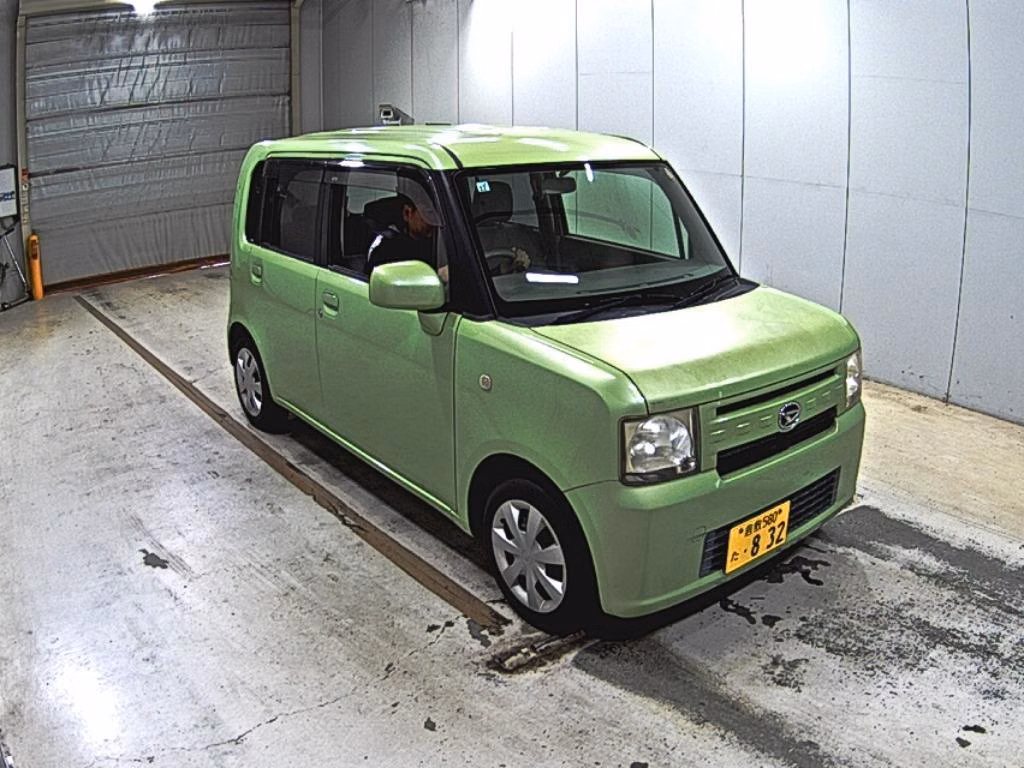 DAIHATSU MOVE CONTE