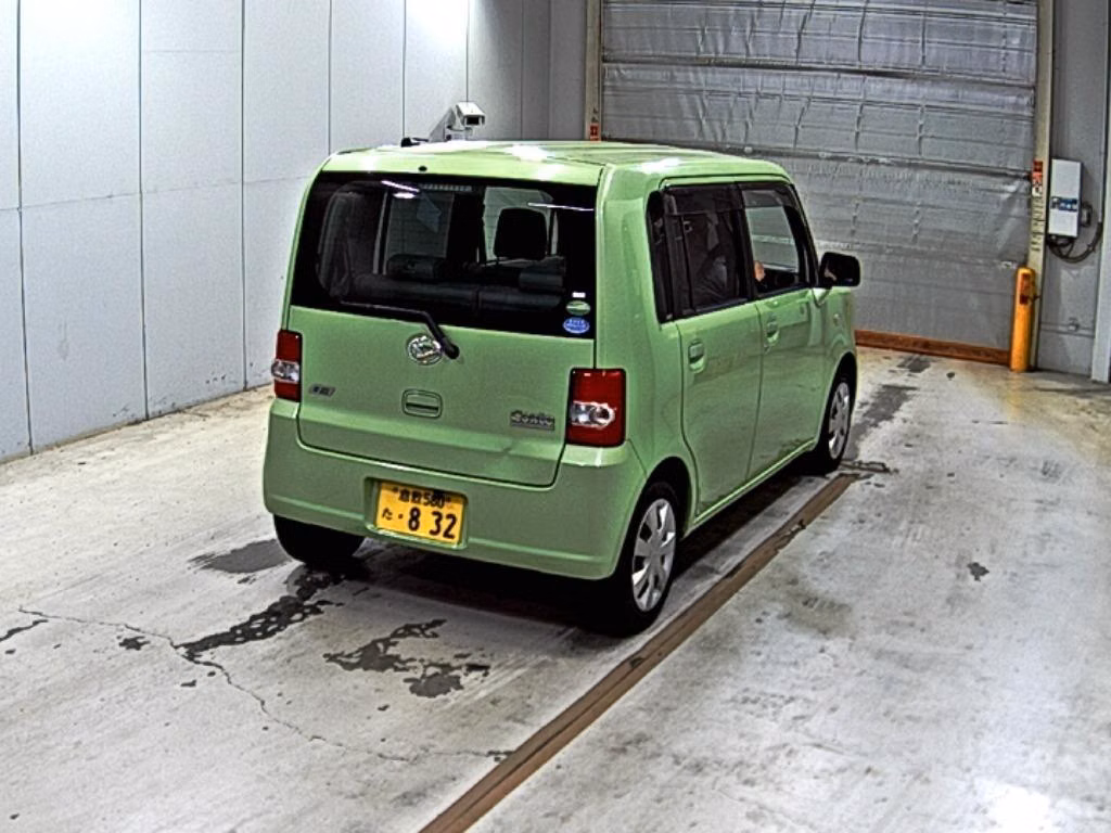 DAIHATSU MOVE CONTE