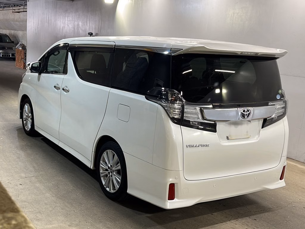 TOYOTA VELLFIRE