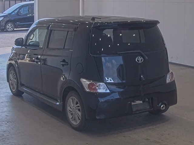 TOYOTA BB