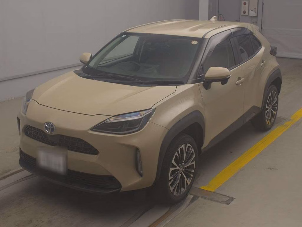 TOYOTA YARIS CROSS