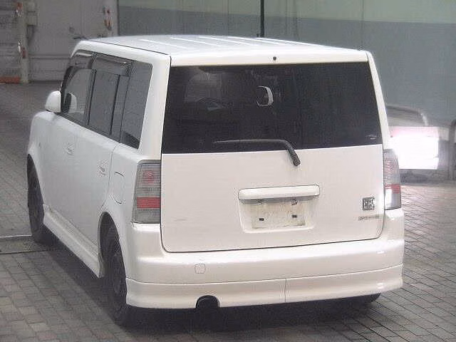 TOYOTA BB