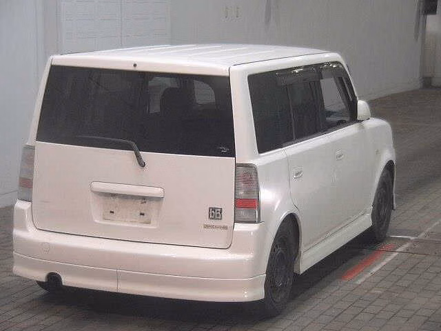 TOYOTA BB