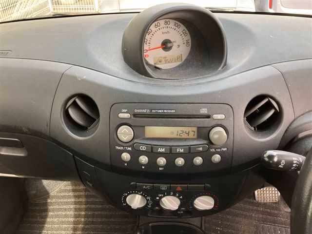 DAIHATSU ESSE