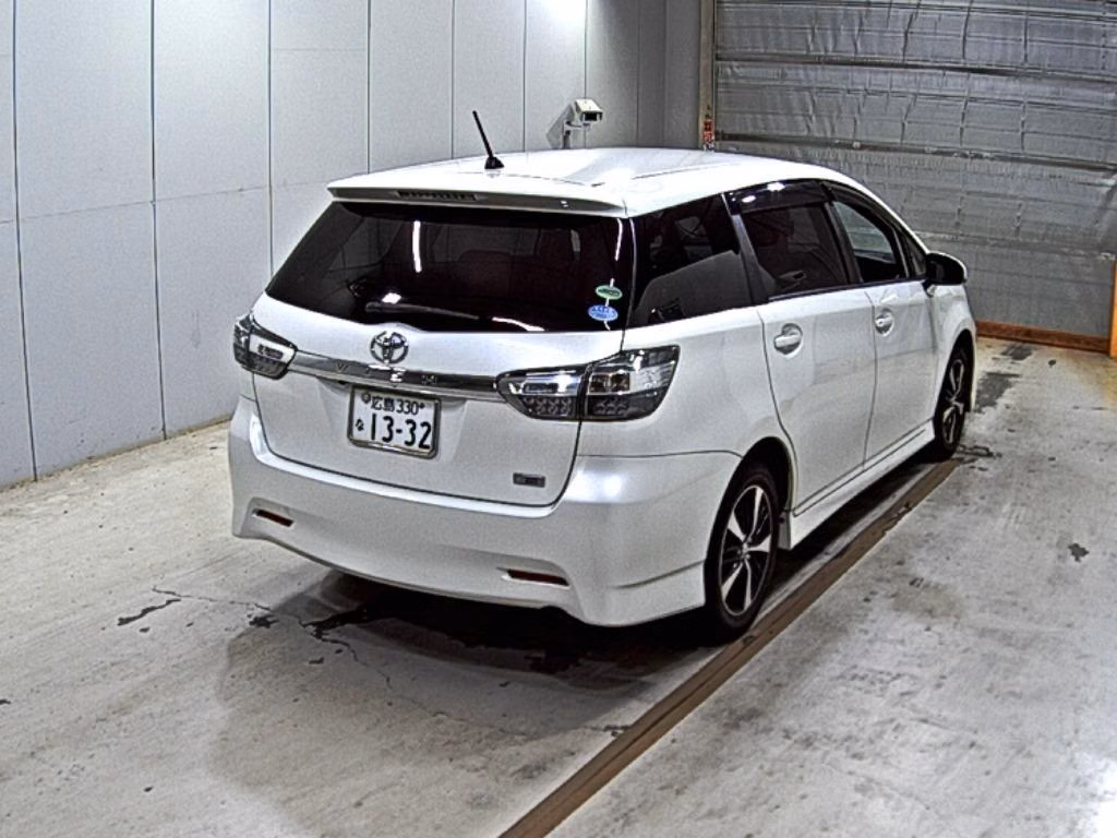 TOYOTA WISH