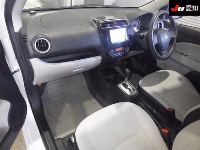 MITSUBISHI MIRAGE