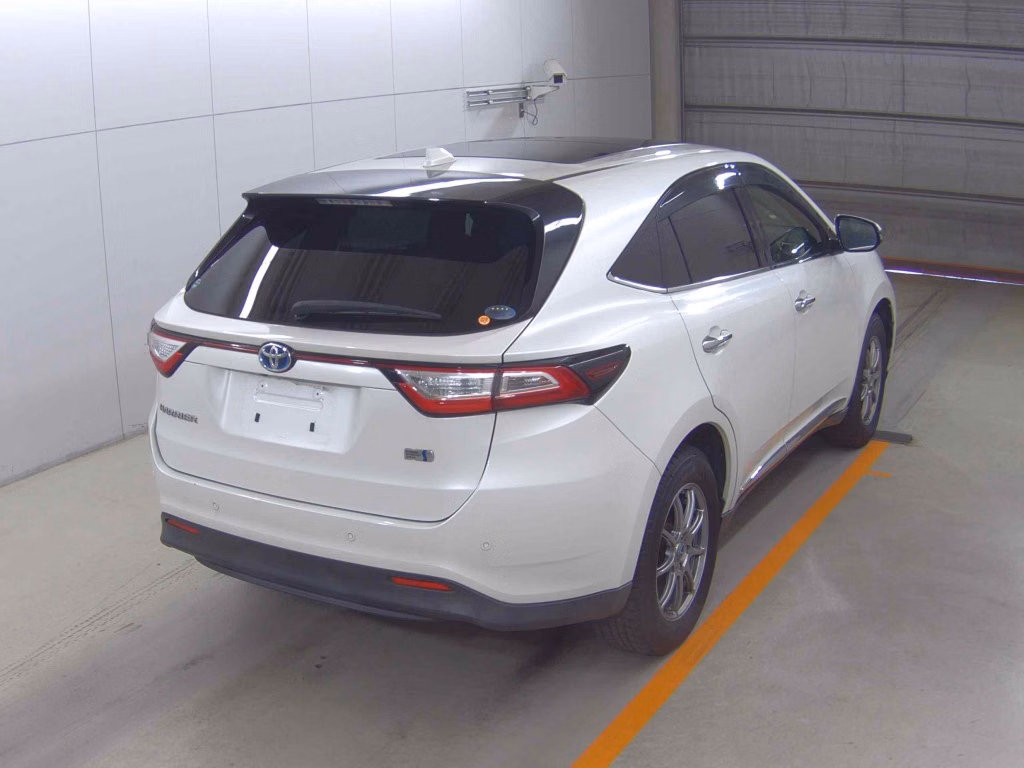 TOYOTA HARRIER