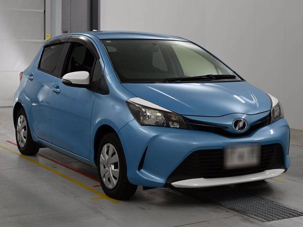 TOYOTA VITZ