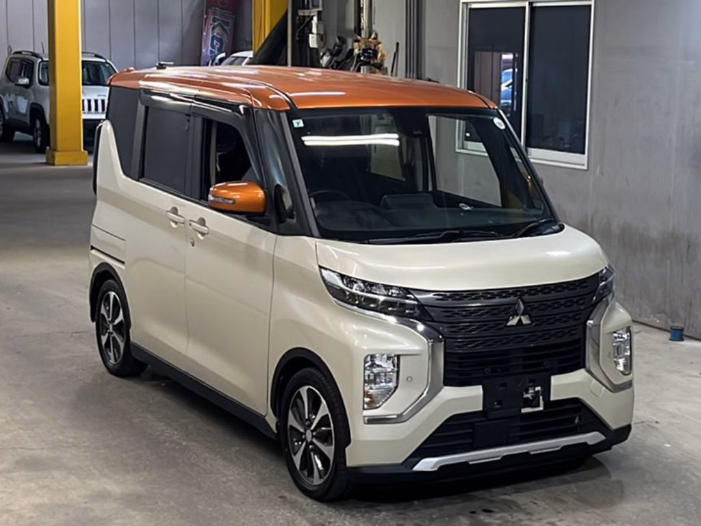 MITSUBISHI EK SPACE