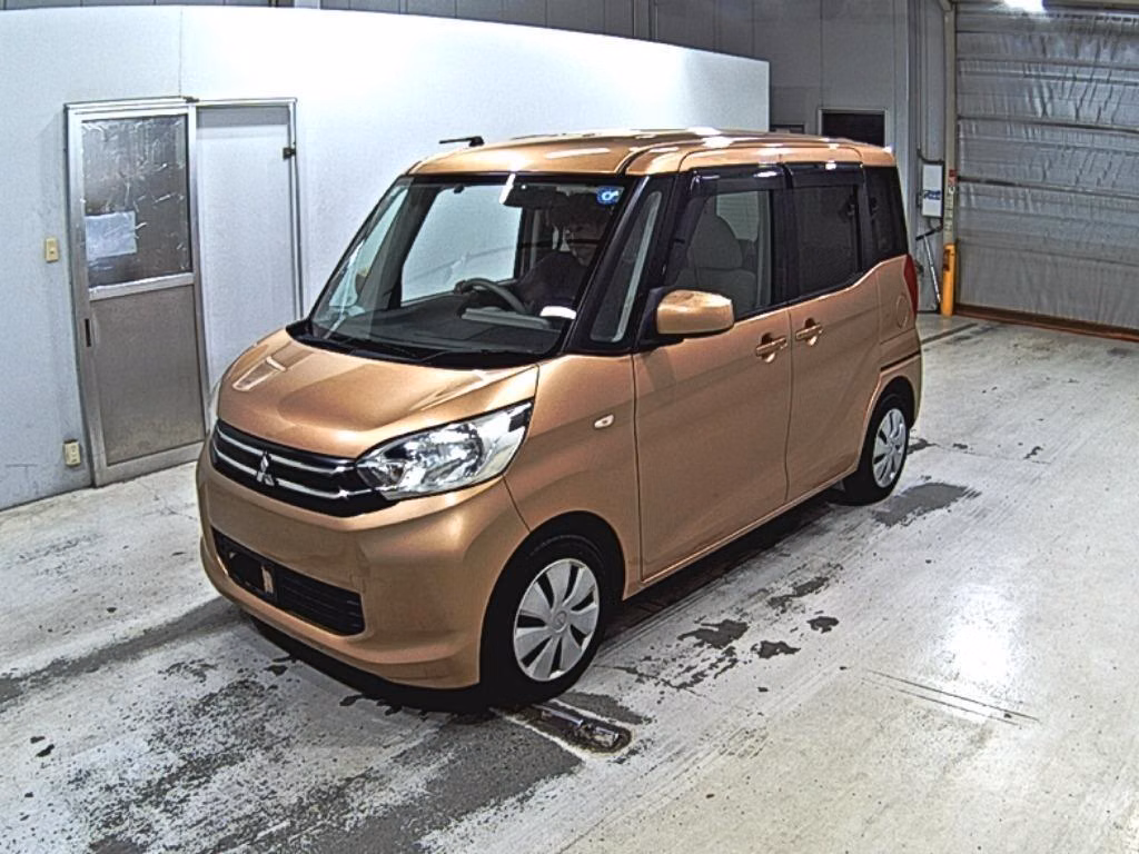 MITSUBISHI EK SPACE