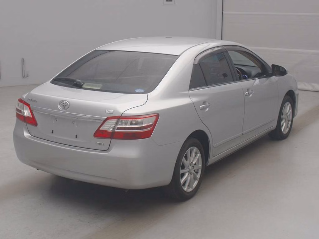 TOYOTA PREMIO