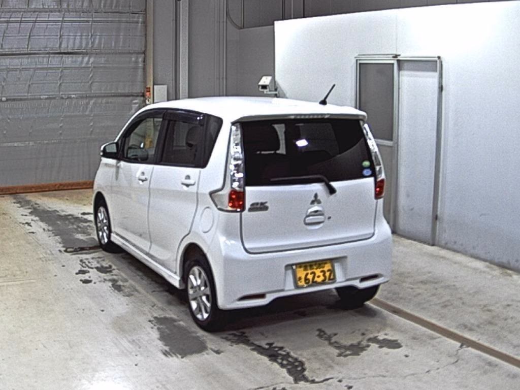 MITSUBISHI EK CUSTOM