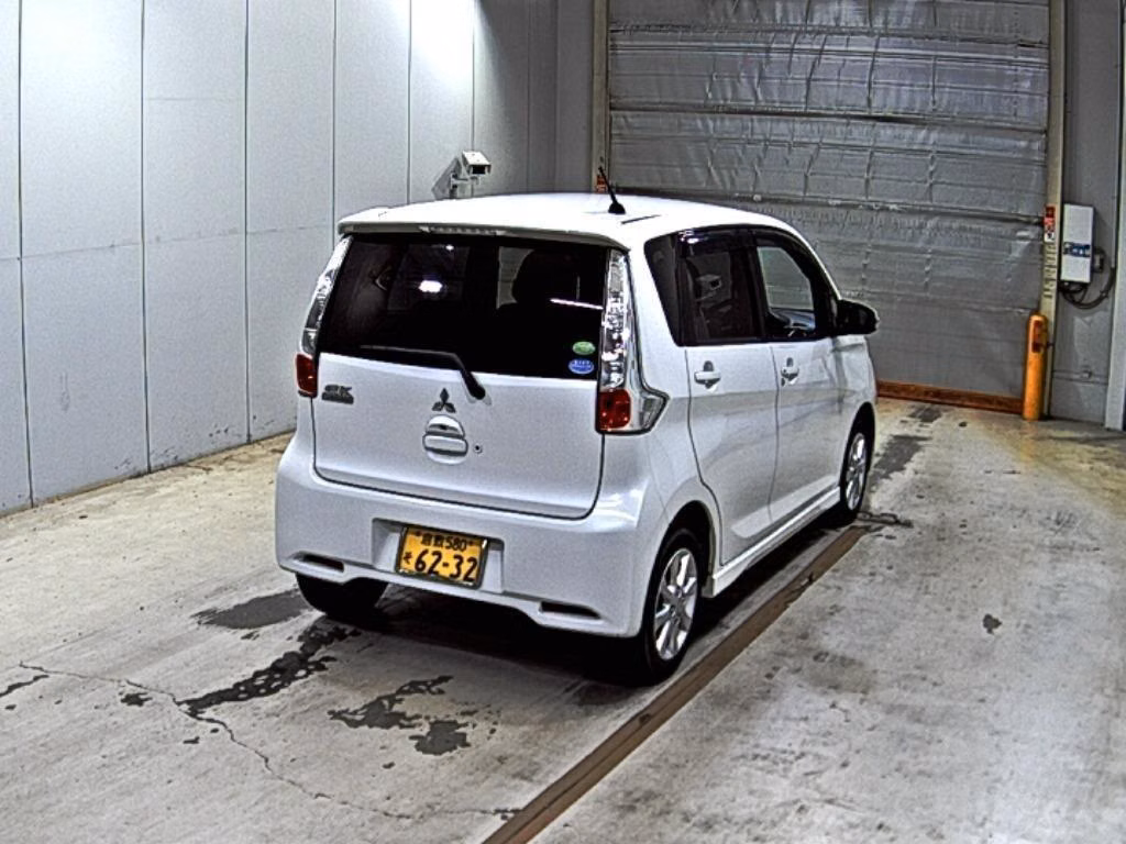 MITSUBISHI EK CUSTOM