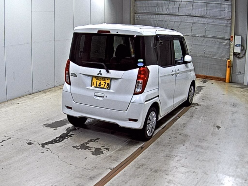 MITSUBISHI EK SPACE