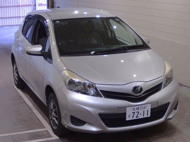 TOYOTA VITZ