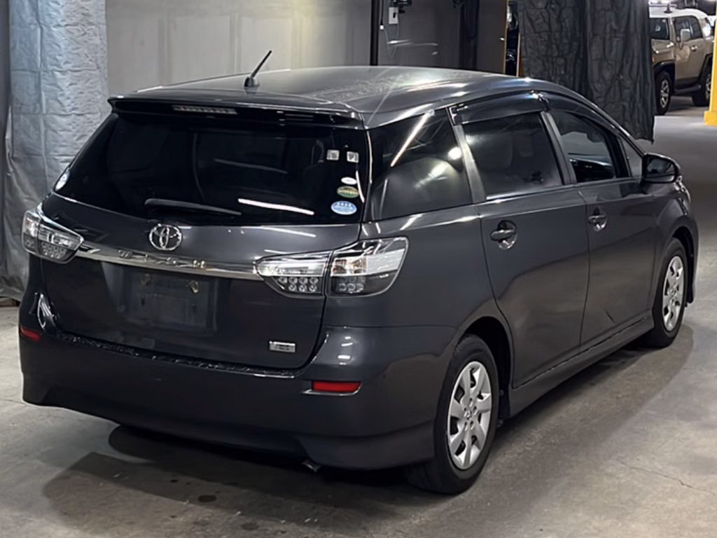 TOYOTA WISH
