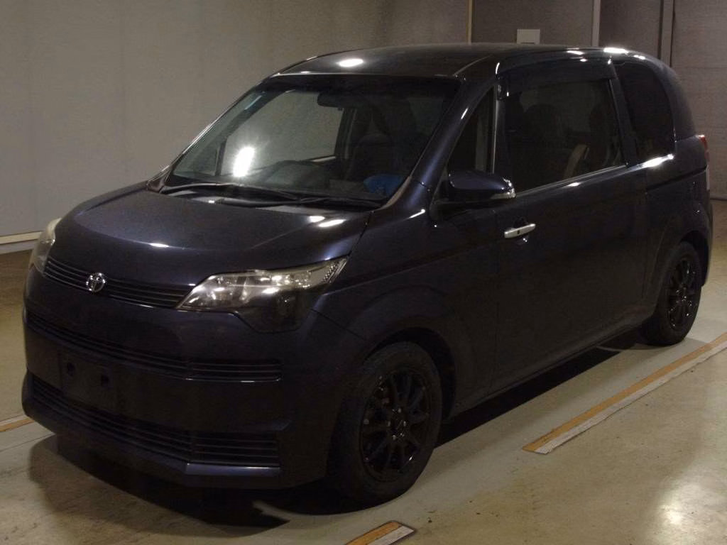 TOYOTA SPADE