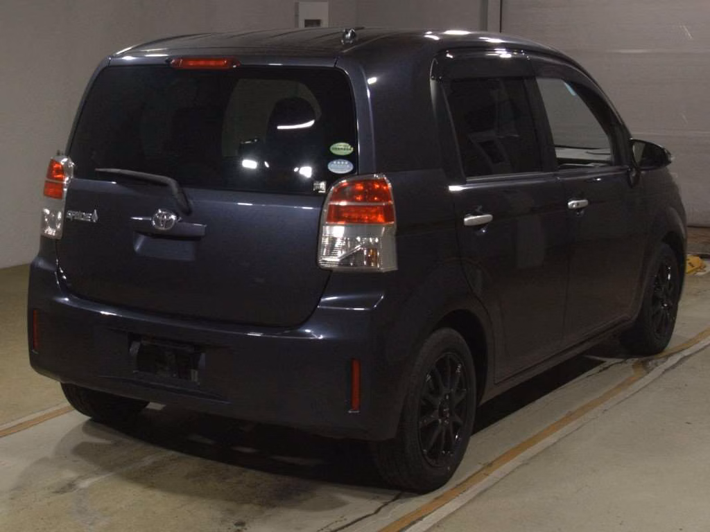 TOYOTA SPADE