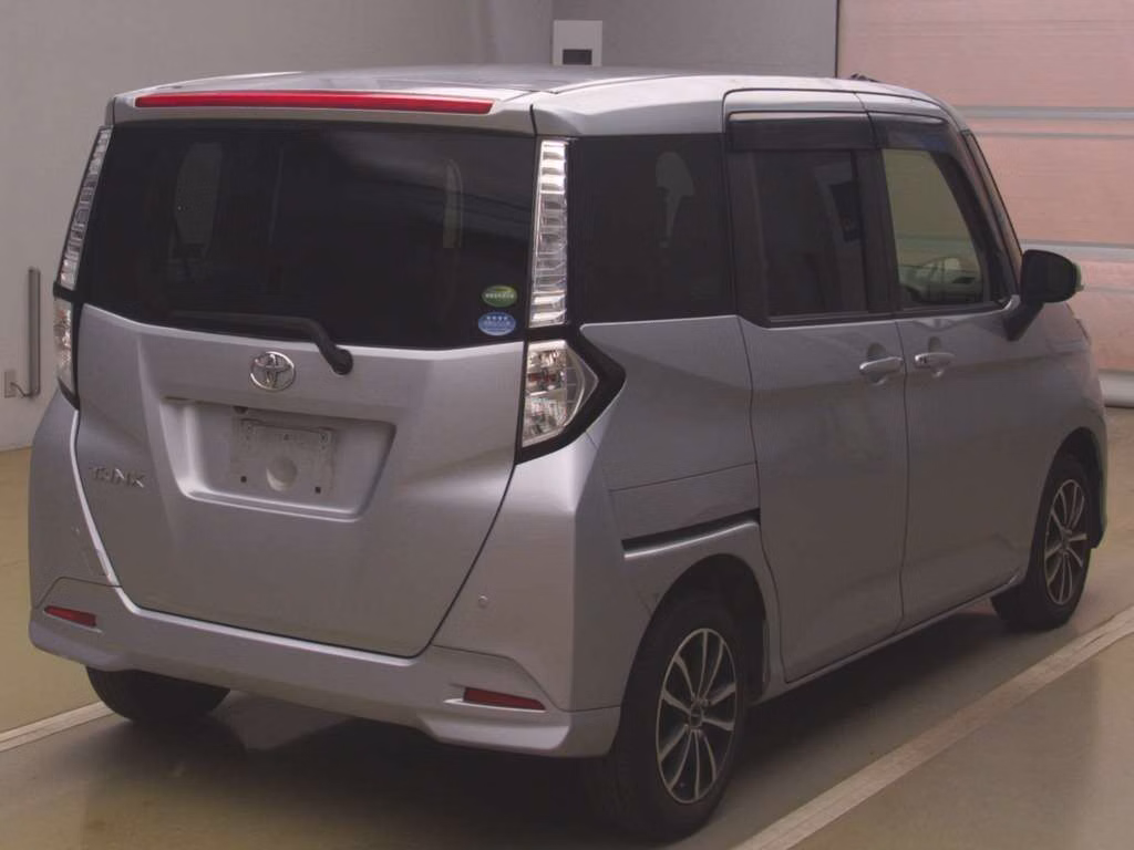 TOYOTA TANK
