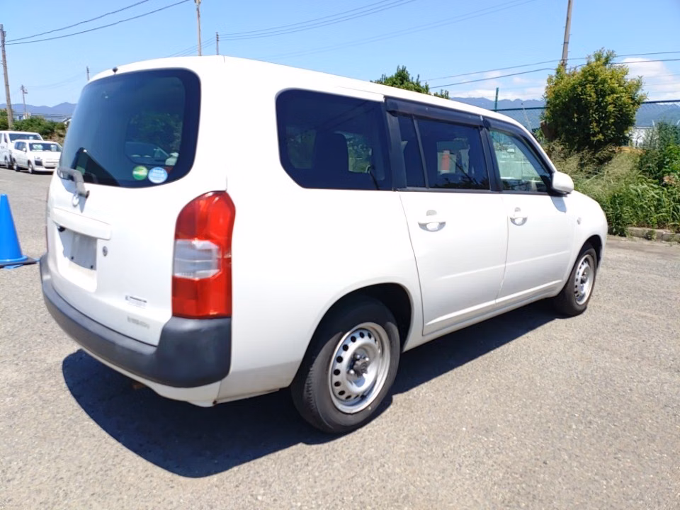 MAZDA FAMILIA