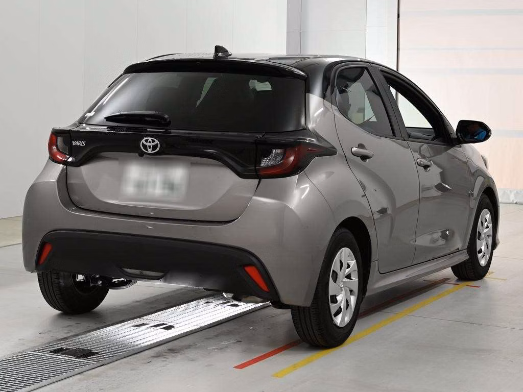 TOYOTA YARIS