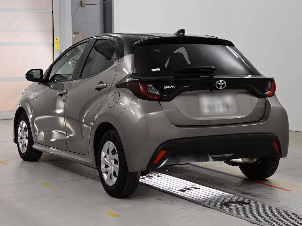 TOYOTA YARIS