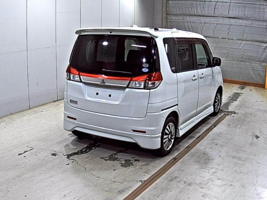 MITSUBISHI DELICA D:2
