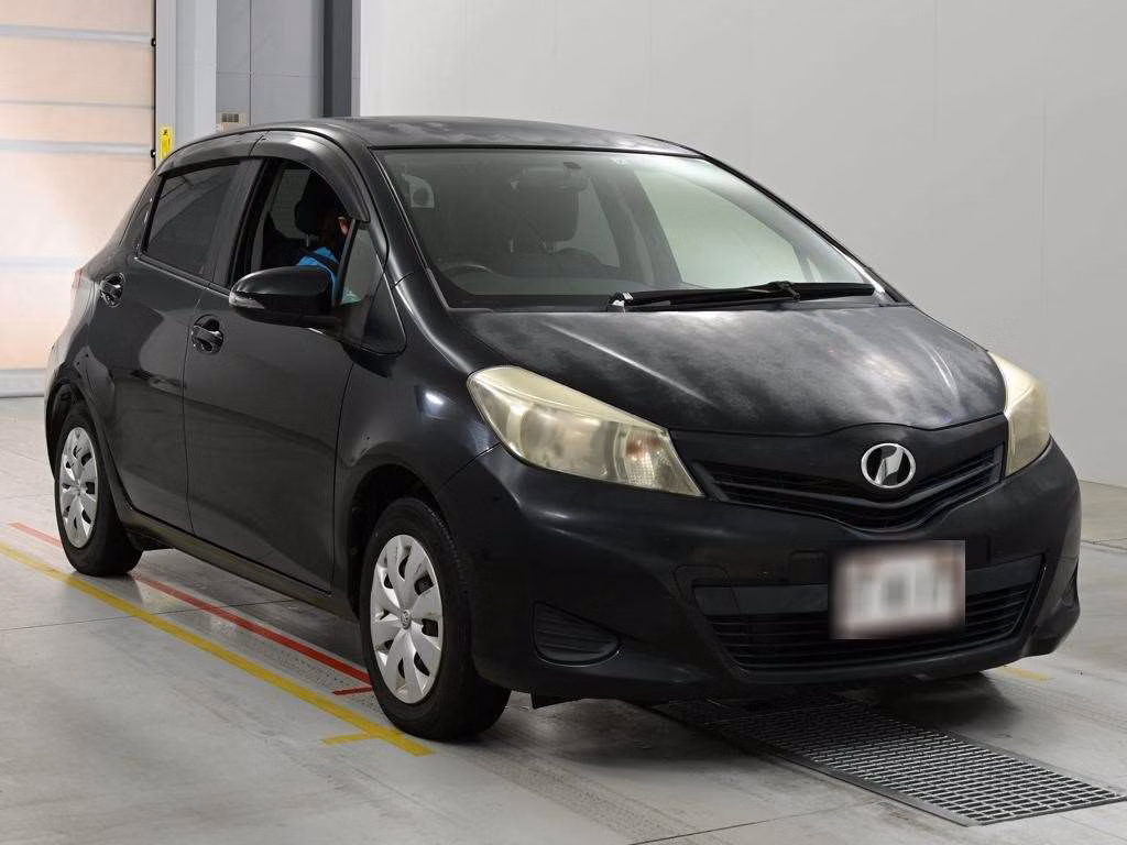 TOYOTA VITZ