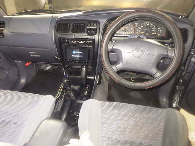 TOYOTA HILUX SURF