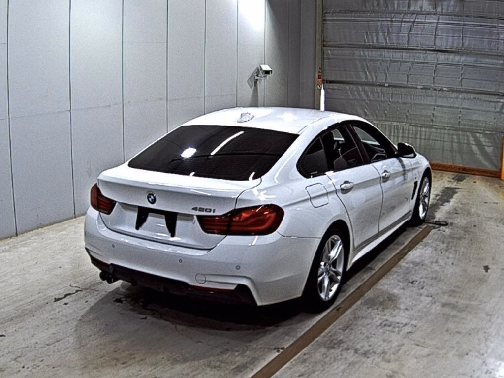 BMW 4-SERIES