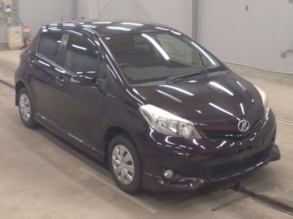 TOYOTA VITZ