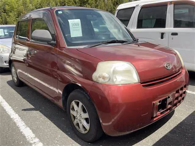 DAIHATSU ESSE
