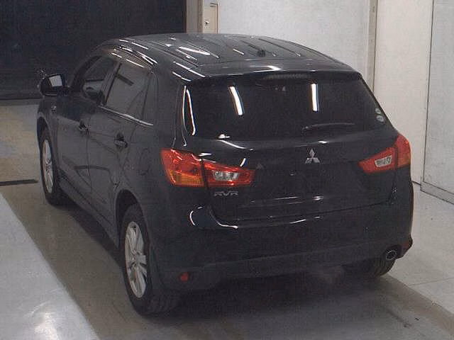MITSUBISHI RVR