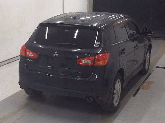 MITSUBISHI RVR
