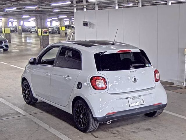 SMART FORFOUR