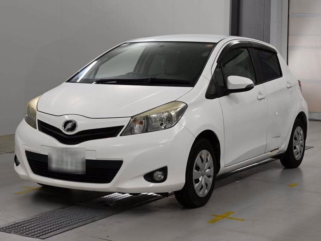 TOYOTA VITZ
