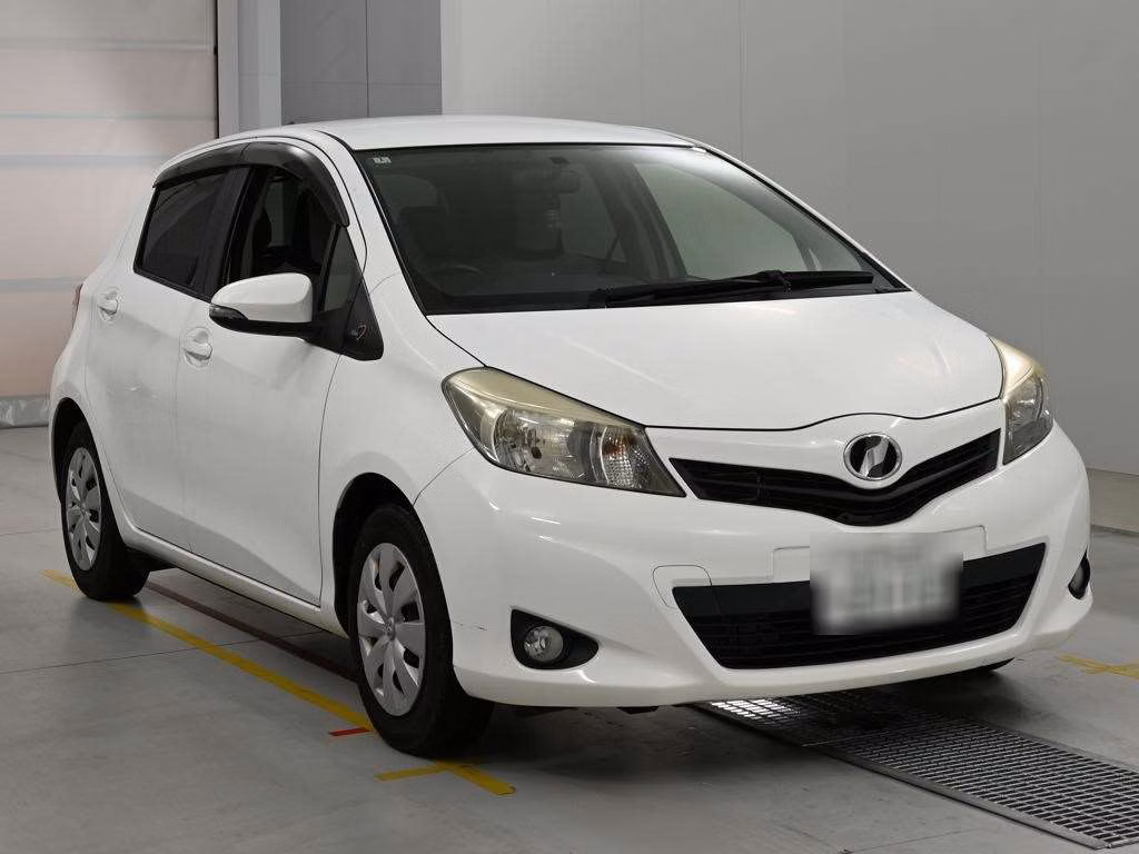 TOYOTA VITZ