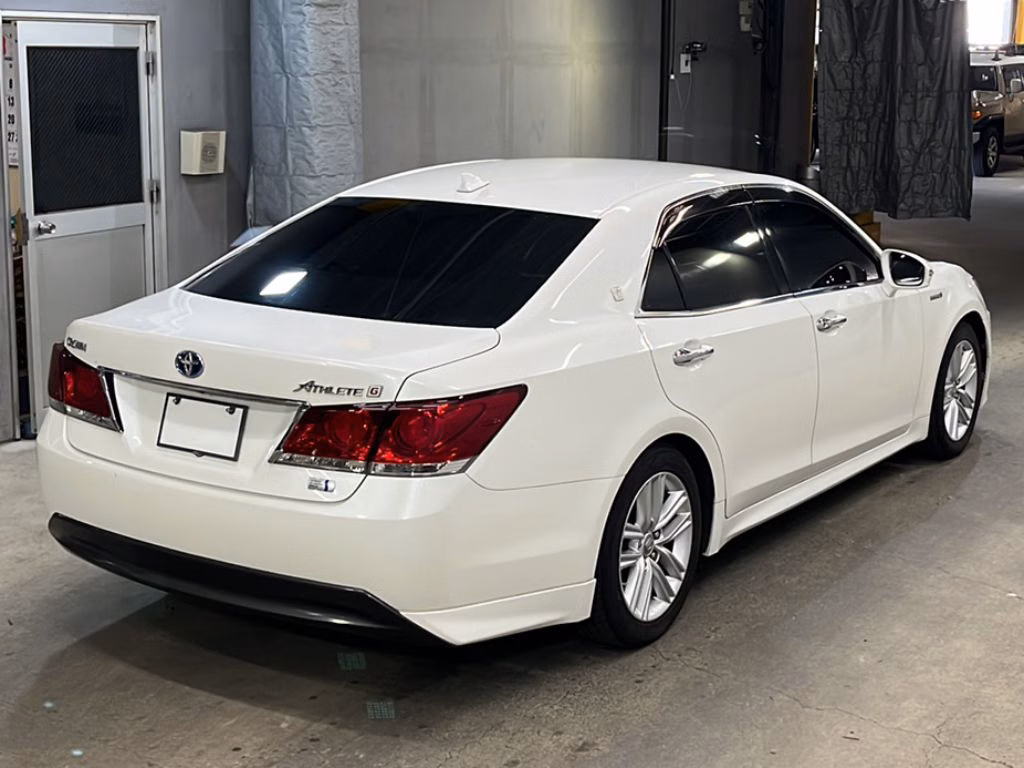 TOYOTA CROWN