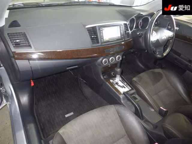 MITSUBISHI GALANT FORTIS