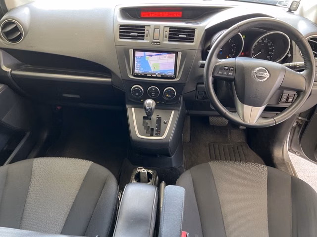 NISSAN LAFESTA