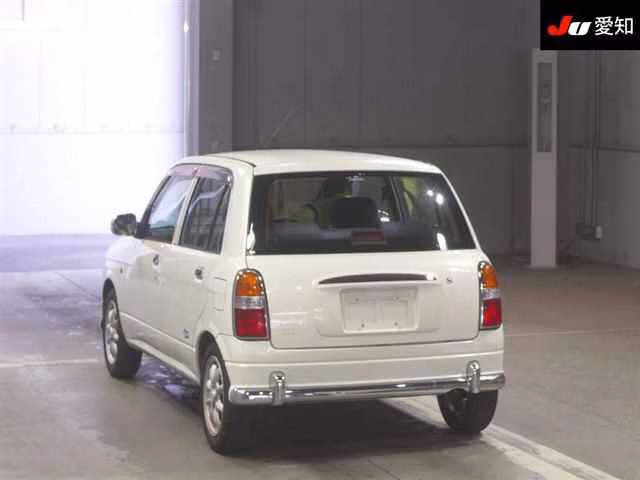 DAIHATSU MIRA GINO