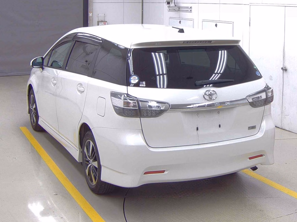 TOYOTA WISH