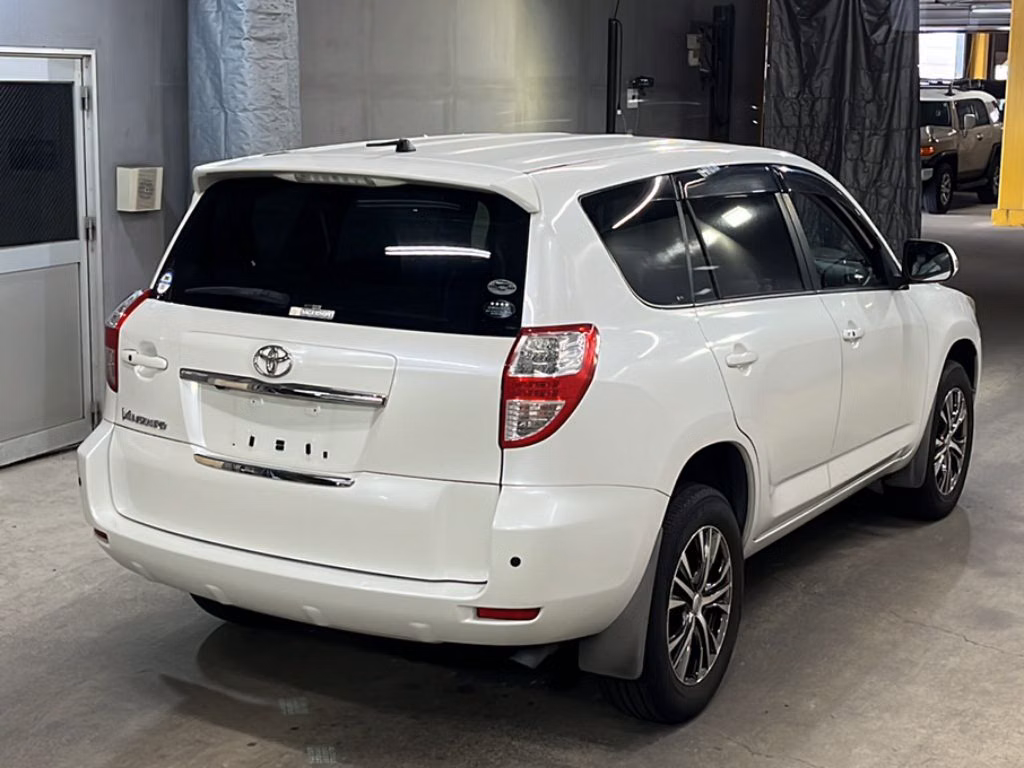 TOYOTA VANGUARD