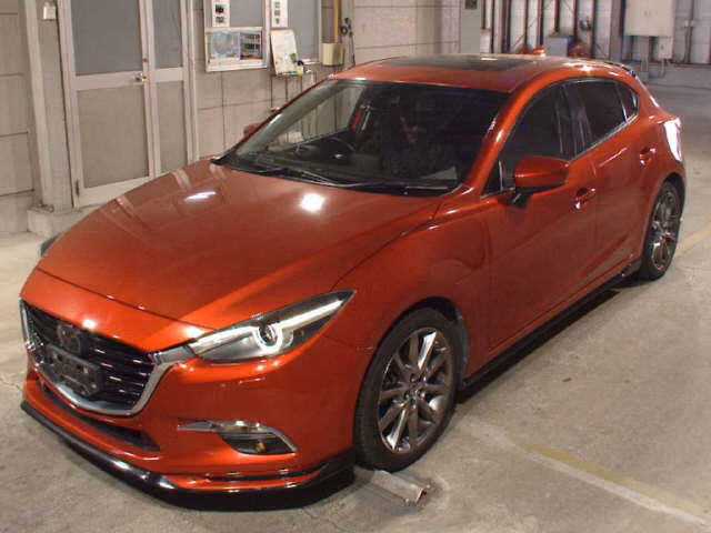 MAZDA AXELA