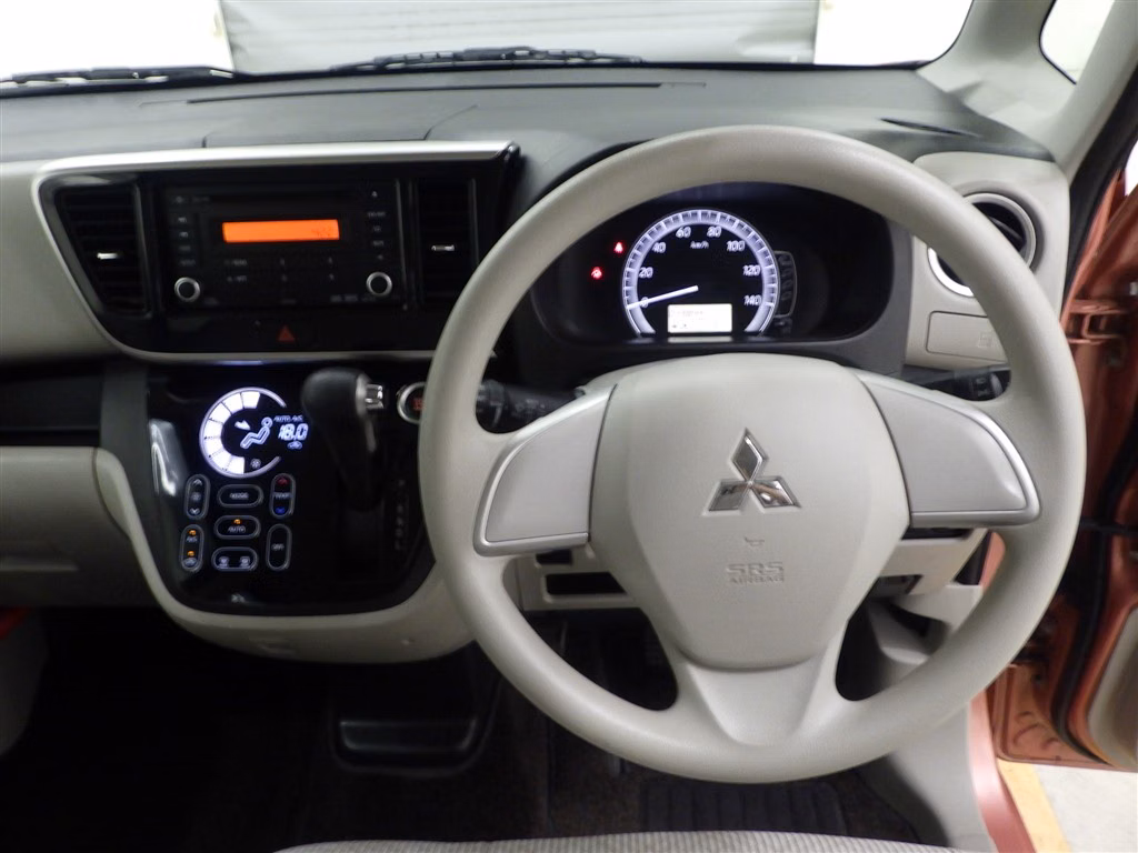 MITSUBISHI EK SPACE