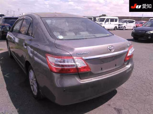 TOYOTA PREMIO